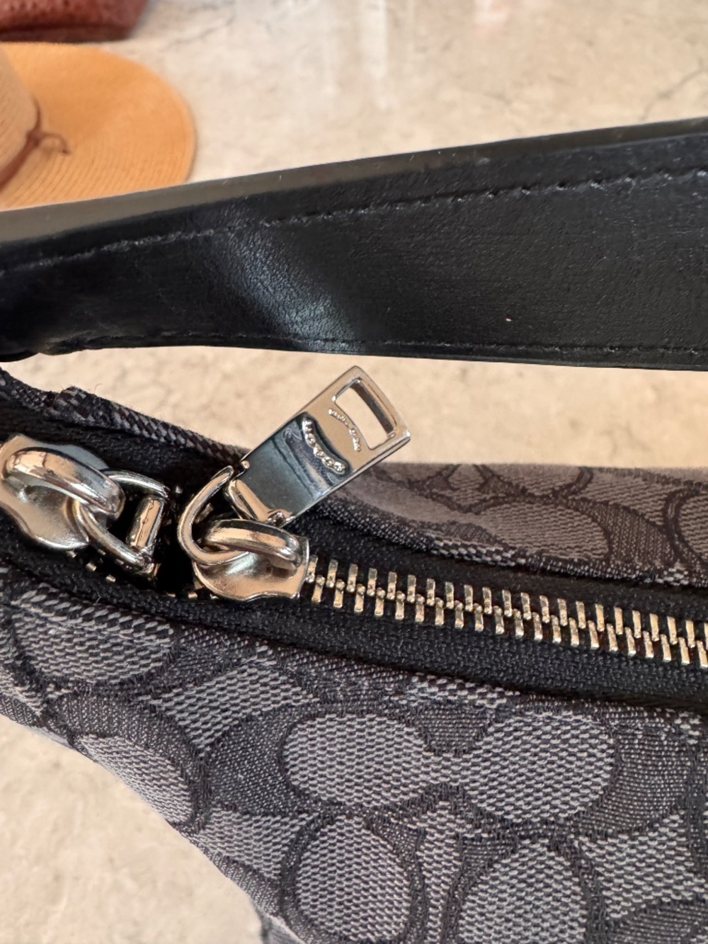 Coach F58284 Black Signature Jacquard Zip Top Shoulder Bag Purse - Picture 5 of 6